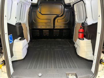Bild 15 Ford Transit Courier Sport PDC Klima