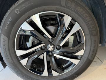 Bild 17 Peugeot 2008 Allure AHK Navi