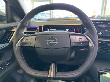 Bild 14 Opel Grandland (X) Grandland Hybrid 107 kW GS eDCT AHK Panoramadach